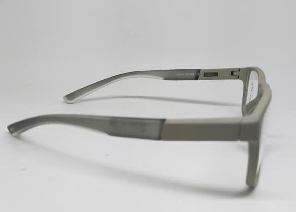 Glasses-01 Glasses-01.jpg